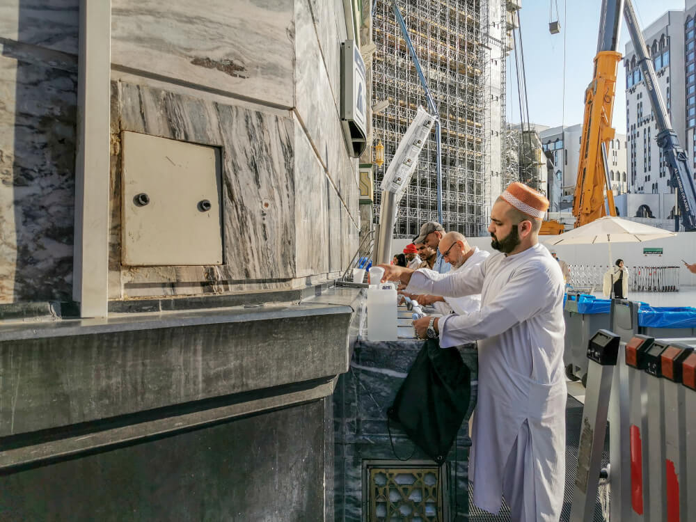 Prophet's Mosque supplied with 400 tons of Zamzam water per day during Hajj  season