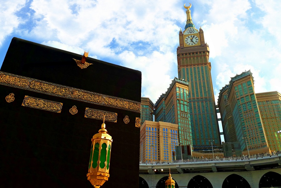 kaaba-and-clock-tower-makkah-muslim